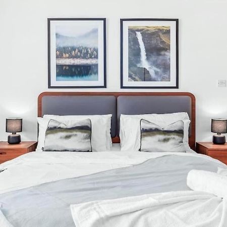 1 Bedroom Flat Piccadilly Sleep 7 In London Vr10 Zewnętrze zdjęcie